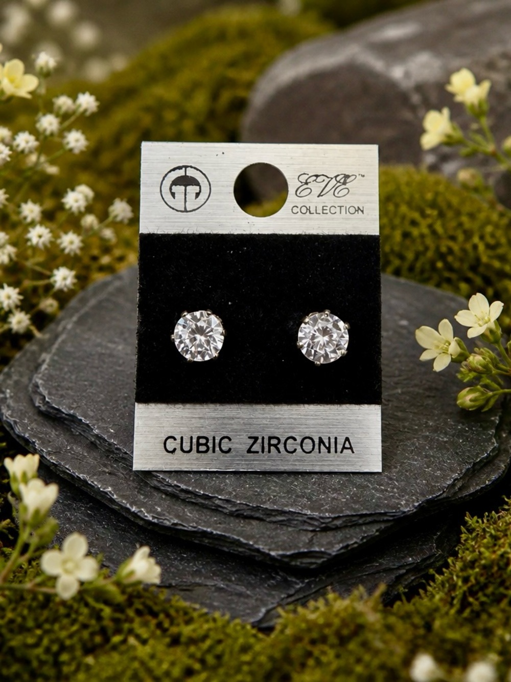 NWT Eve Collection Clear Round Cubic Zirconia Stud Earrings